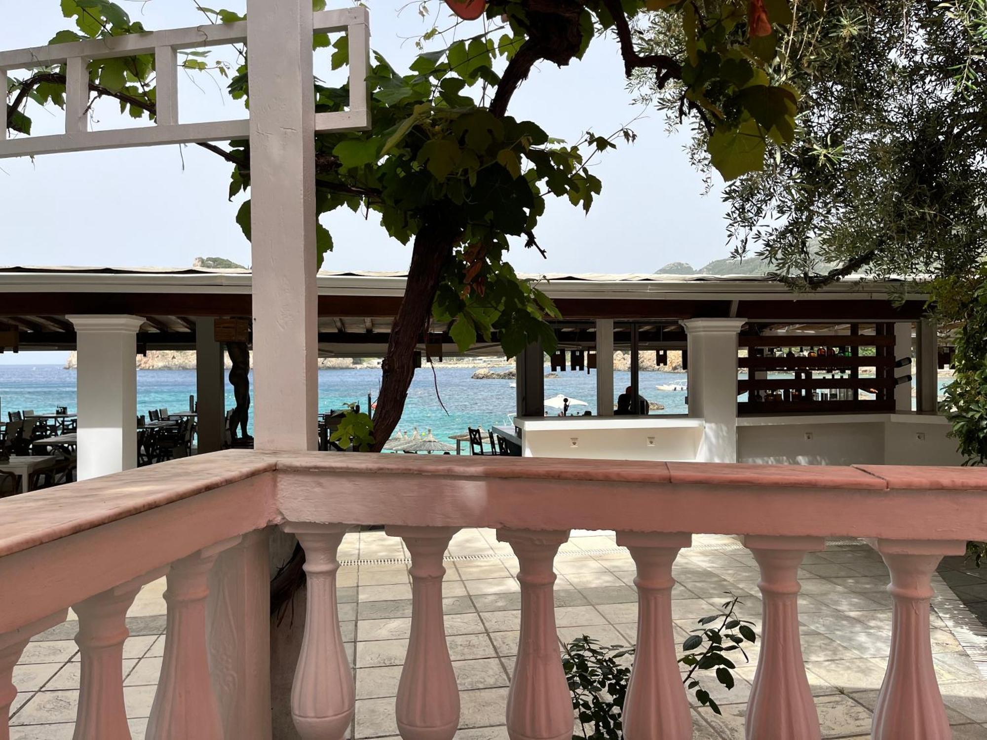 Appartement Poseidon Beach Bar & Restaurant
