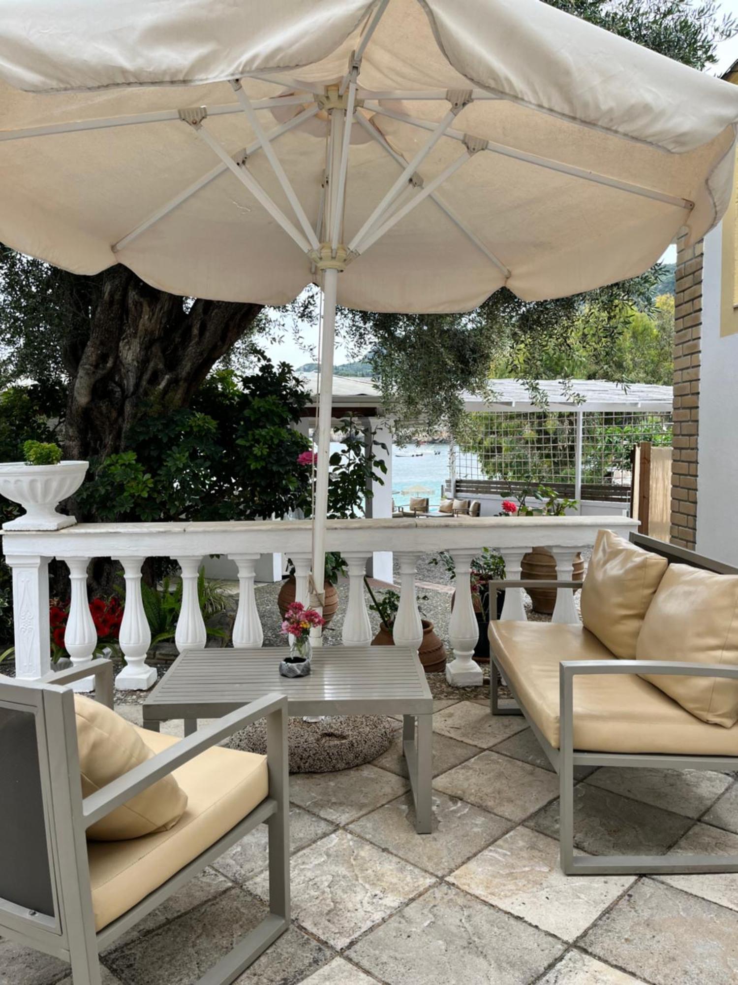 Poseidon Beach Bar & Restaurant