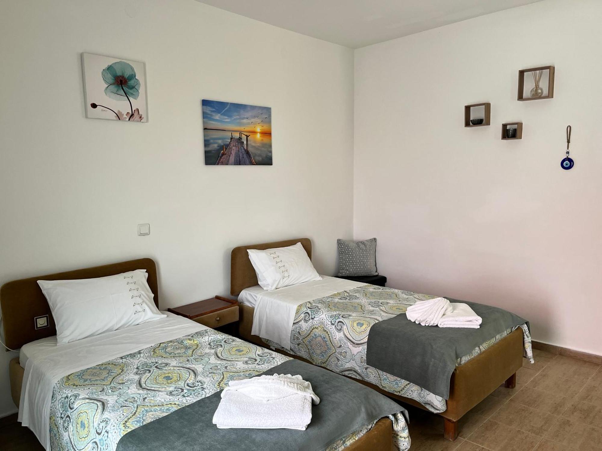 Poseidon Beach Bar & Restaurant Apartament